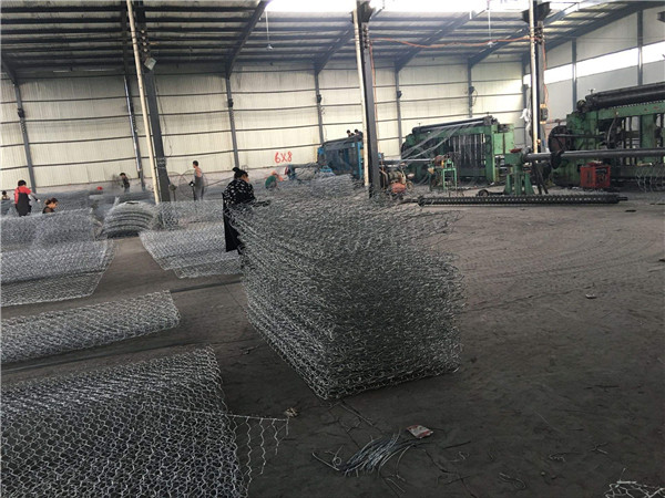 生態(tài)石籠網(wǎng)護(hù)岸已在河道整治工程中廣泛應(yīng)用 生態(tài)石籠網(wǎng)護(hù)岸已在河道整治工程中廣泛應(yīng)用